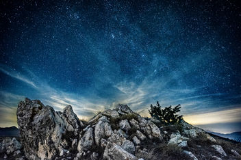 Against the stars - image gratuit #452675